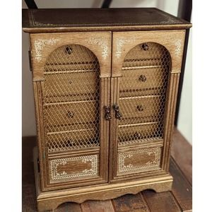 Kellerman Wooden Musical Jewelry Case